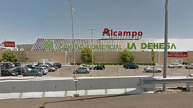 El Centro Comercial La Dehesa, en Alcalá de Henares, es uno de los más rentables en el Corredor del Henares