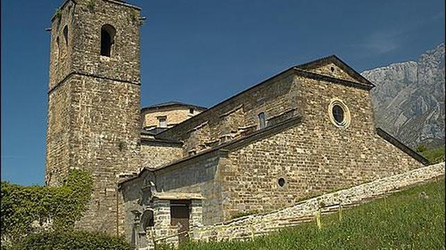 El milenario monasterio de San Victorián sale de la ruina