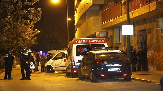 Mata a tiros a su mujer en Paterna con una escopeta de caza y luego se suicida