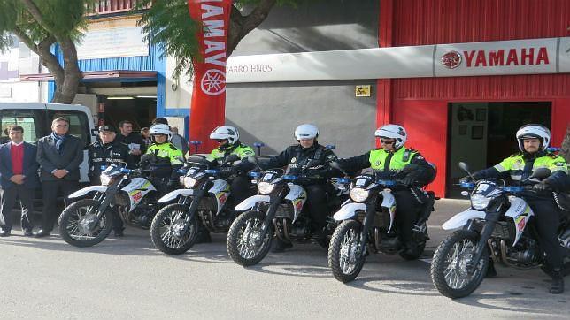 Entregan cinco motos trail para el 092 jerezano