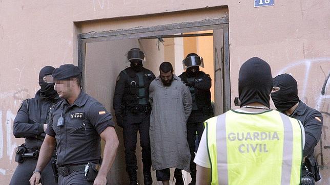 Un miembro de una red internacional de captación y envío de yihadistas detenido en Melilla