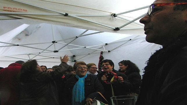 El temporal desluce el primer día grande de zambombas en Jerez