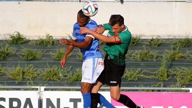 El Lucena se va de vacío de Jaén (3-1)