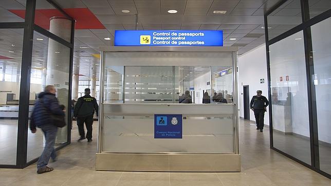 El aeropuerto de Castellón cobra una tasa de entre ocho y veinte euros por aterrizaje