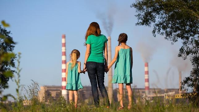 La exposición a contaminación al final del embarazo duplica el riesgo de autismo