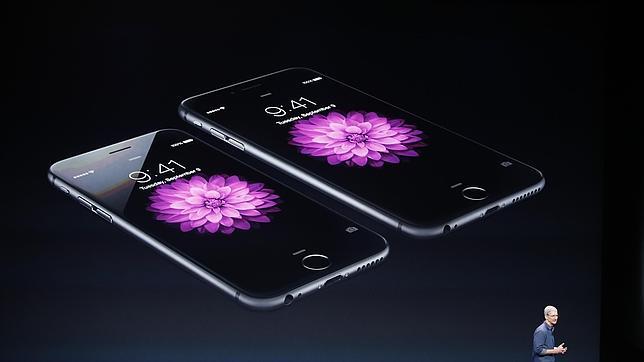 Tim Cook, consejero delegado de Apple, durante la presentación de los nuevos iPhone 6