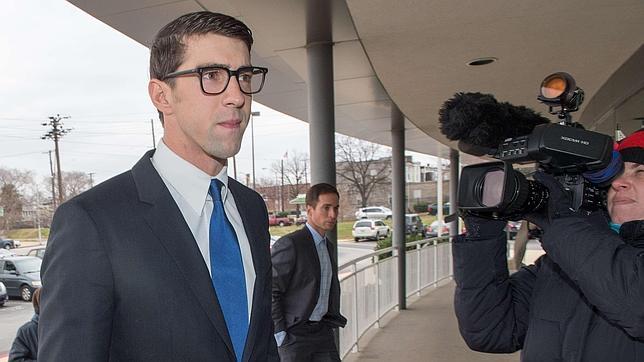 Michael Phelps, condenado a un año de prisión por conducir ebrio