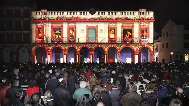 El «mapping» de La Corredera «deslumbra» a 90.000 personas