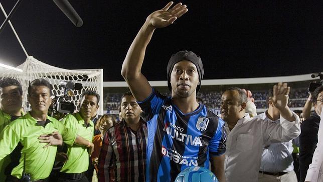 Ronaldinho se juega el despido