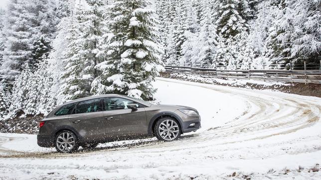 Consejos para conducir seguros sobre nieve