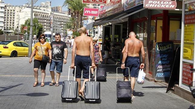 El Ministerio de Turismo premia a Hosbec por el avance de Benidorm como destino vacacional