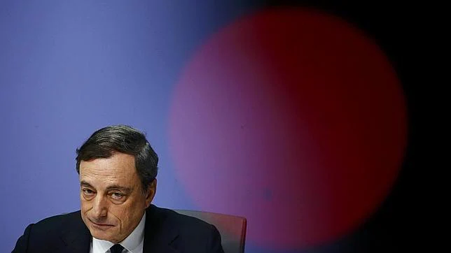 La esperanza en la intervención de Draghi protege al mercado del temor a Grecia