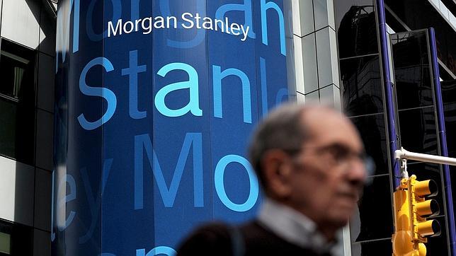 Un trabajador de Morgan Stanley publica datos en internet de 900 clientes