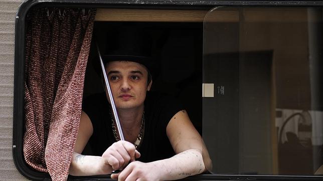 Pete Doherty sale del centro de desintoxicación tres meses