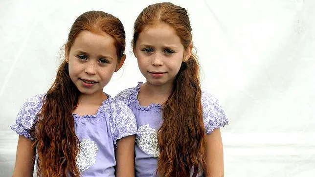 Dos hermanas gemelas