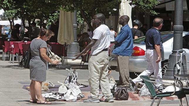 Un tercio de los inmigrantes han dejado Valencia desde 2007