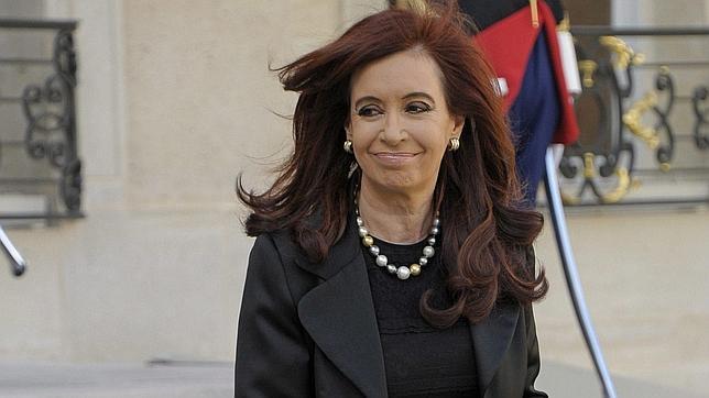Cristina Fernández de Kirchner luciendo un collar de perlas de la firma Jean-Pierre valorado en 85.000 euros