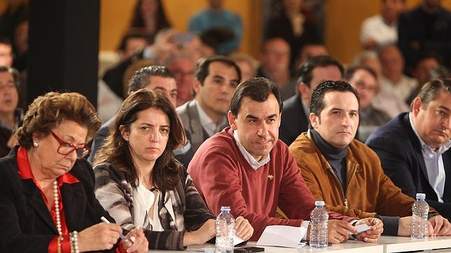 Maillo alerta a los ciudadanos de «los cantos de sirena de la izquierda radical»