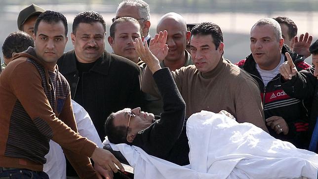 Anulada la condena que mantiene a Hosni Mubarak en la cárcel