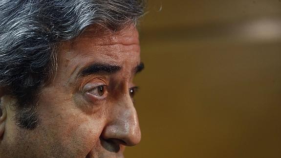 El fiscal responde a las víctimas que no puede encarcelar etarras hasta la decisión TS