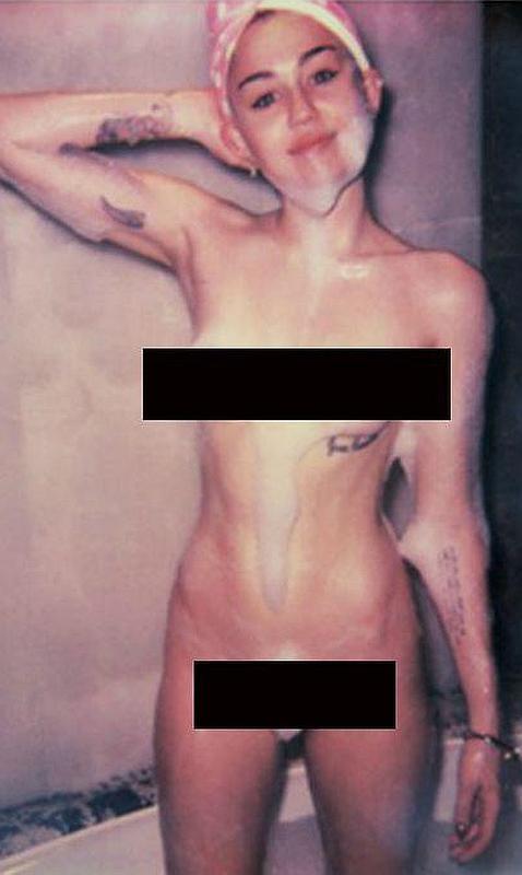 Miley Cyrus, totalmente desnuda en la ducha