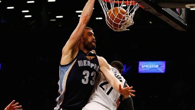 Randolph y Gasol devuelven a los Grizzlies al liderato