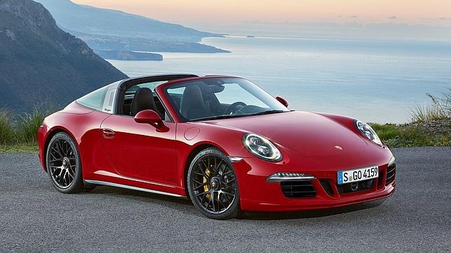 Porsche añade el GTS al 911 Targa