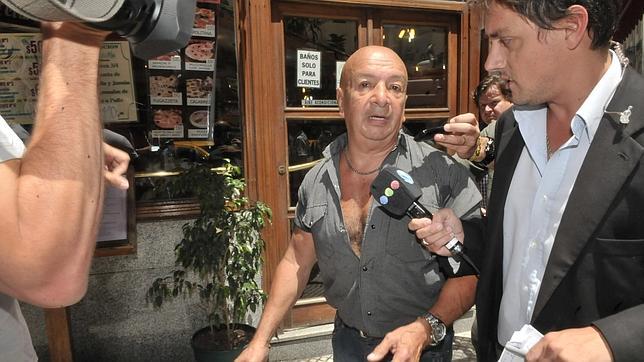 En la imagen, Walter, el cerrajero que abrió la puerta del apartemento del fiscal Nisman