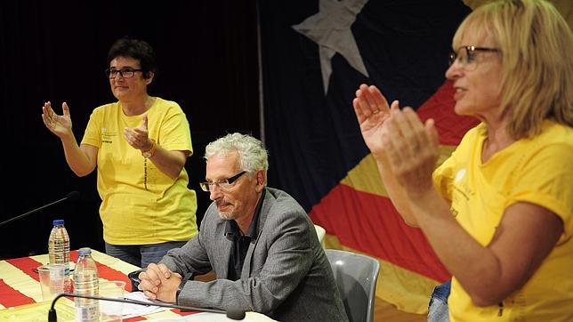 El fiscal pide expulsar al juez que redactó la Constitución catalana