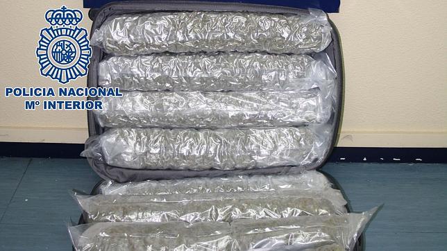 Cazado en la Estación Sur con 16 kilos de marihuana en la maleta