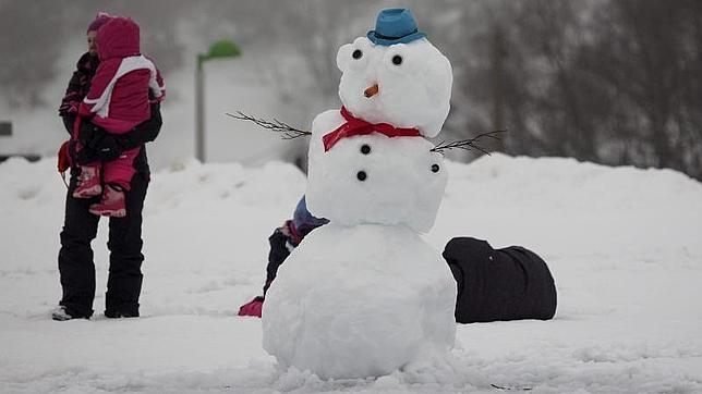 Un total 41 provincias estarán mañana en alerta por nieve, aludes, olas, viento y frío de hasta -10ºC