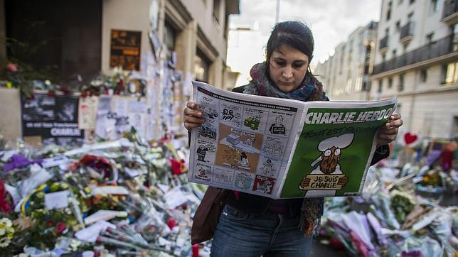 Un exministro paquistaní ofrece 200.000 dólares por el dueño de «Charlie Hebdo»