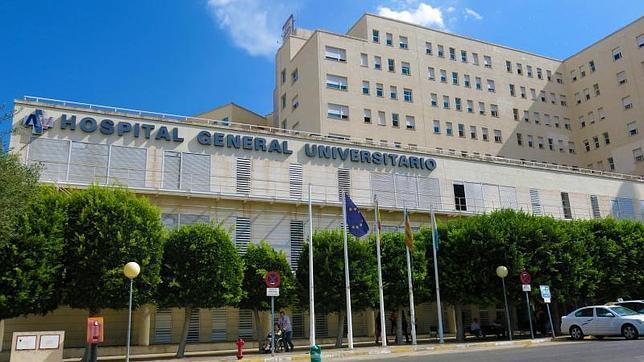 Entrada del Hospital General Universitario de Alicante