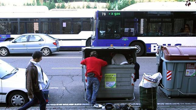 Castilla y León, segunda región que más frena su tasa de pobreza