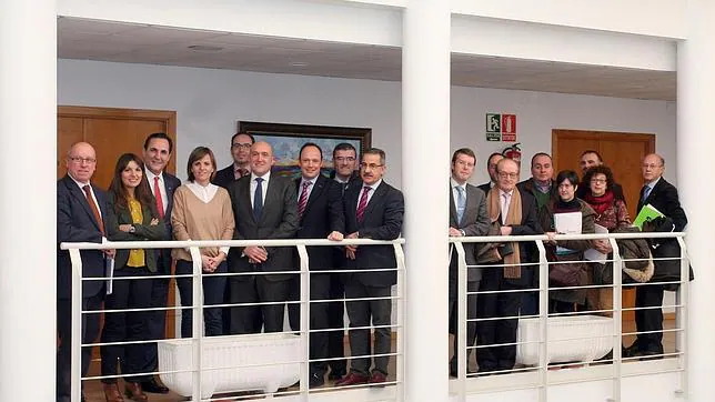 Carnero se reunió con varios representantes económicos de la provincia