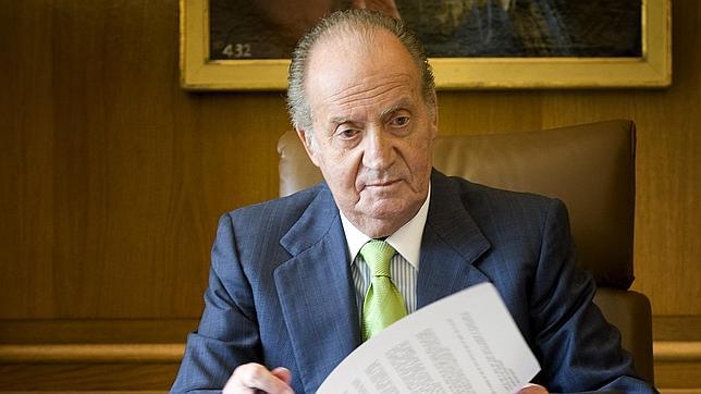 Don Juan Carlos recurre la admisión de la demanda de paternidad