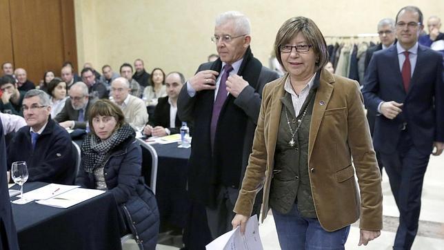 La conselleira de Medio Rural, Rosa Quintana, participó en la jornada de Agaca