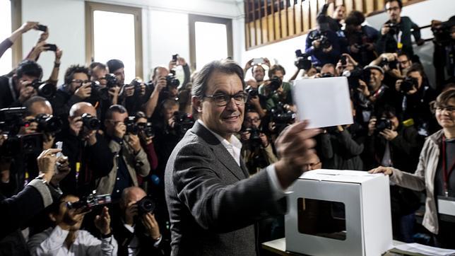El presidente de la Generalitat, Artur Mas, en la votación secesionista del 9 de noviembre 2014