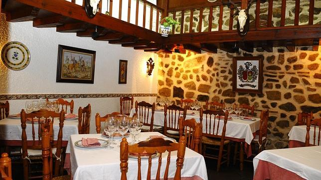 Comedor del restaurante Casa Aurelio en Toledo