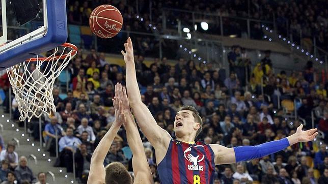 El talento de Abrines y Hezonja lleva al Barça a semifinales