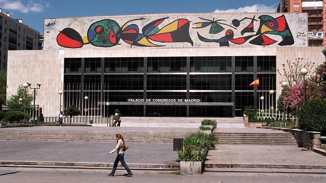 Un rascacielos junto al Bernabéu para sufragar la remodelación del Palacio de Congresos