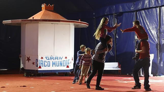 Los «hijos del circo»: cuando la educación se vive en una caravana y mil y un lugares