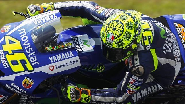 Valentino Rossi lidera en Sepang