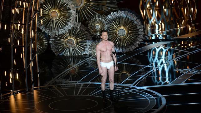 Neil Patrick Harris, un presentador en ropa interior que no logró conquistar a los espectadores