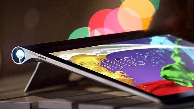 Probamos la Yoga 2 Pro, la tableta con proyector de Lenovo