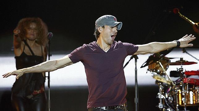 El videoclip que Enrique Iglesias estrena hoy recibirá más de 100 millones de reproducciones