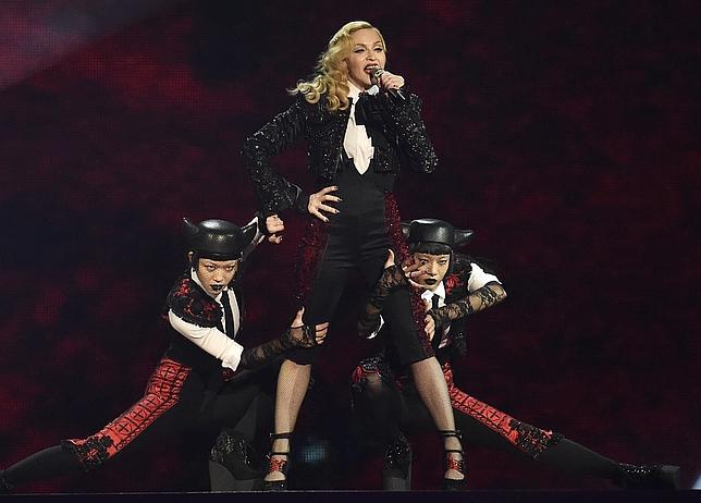 Madonna dice que la Francia actual le recuerda a la Alemania nazi