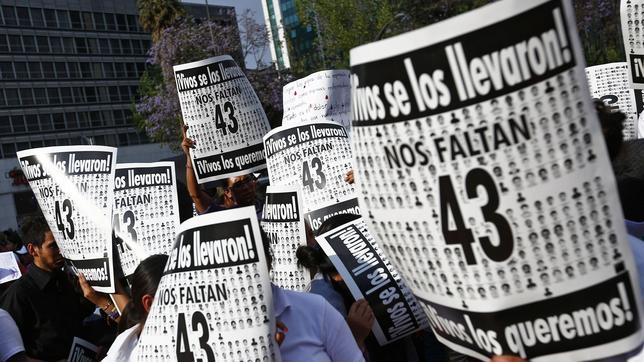 México exige cinco meses después «justicia y verdad» por los estudiantes de Iguala