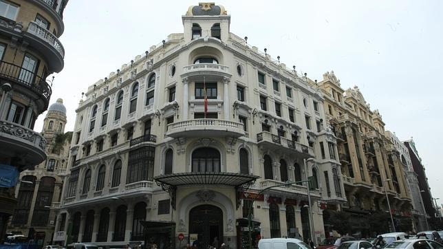 Fachada del Centro Cultural de los Ejércitos, conocido como Casino Militar.