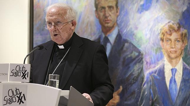 El cardenal Cañizares urge a los cristianos a «estar en primera fila» ante el «desarme moral» en España